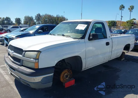 2005 Chevrolet Silverado 1500 Work Truck z USA, uszkodzony, nr VIN 1GCEC14V05Z219309